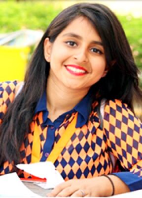Aarti Varlyan , B.Com. (2016-17) 
